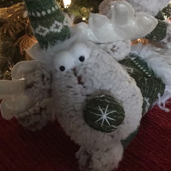 Christmas Moose Plush Holiday Lounger - Picture 14 of 14